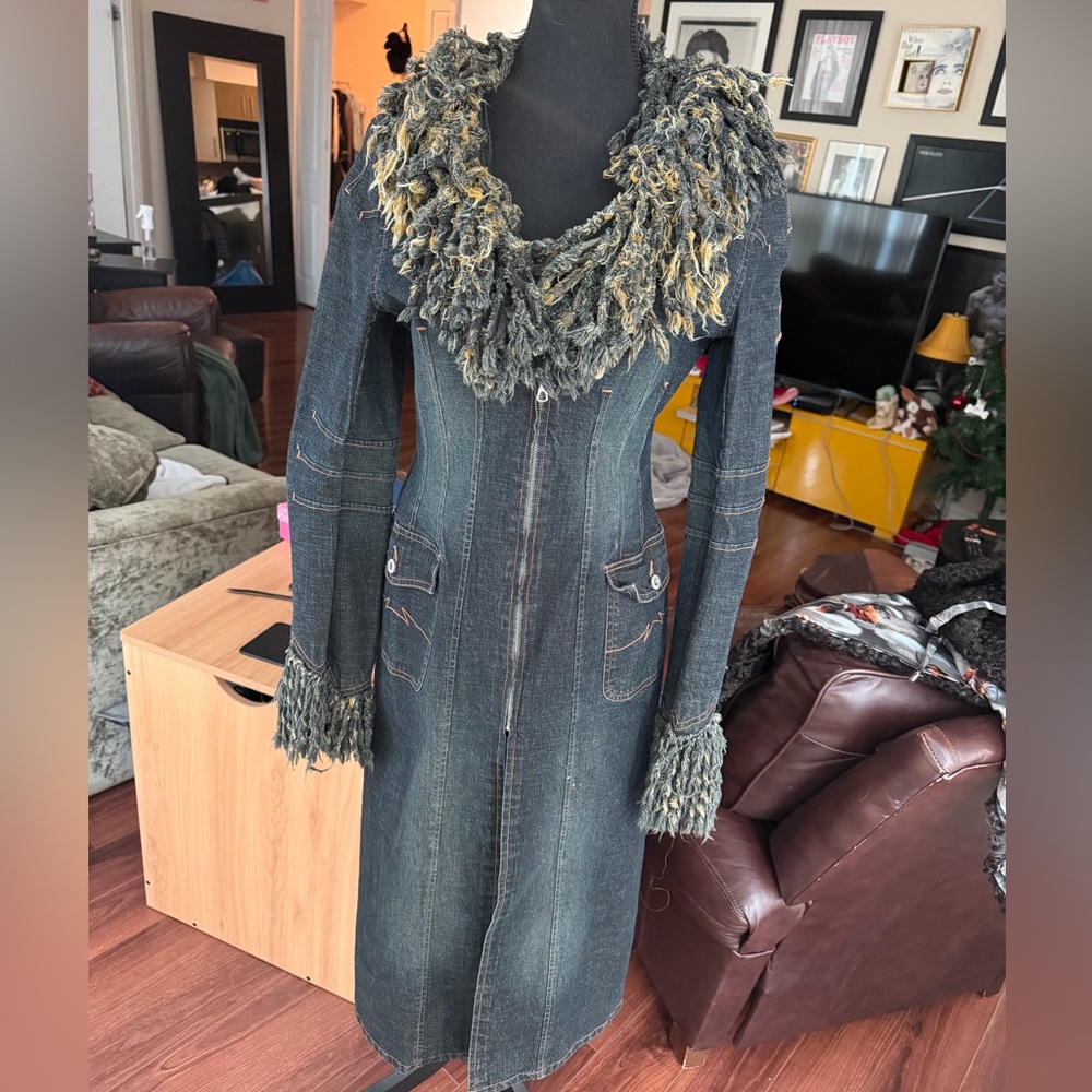 Parasuco vintage Y2K denim trench meets Penny Lane
